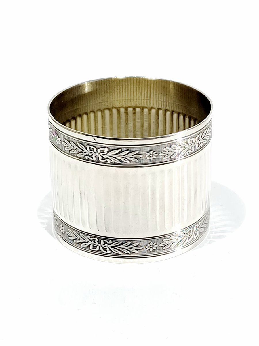 Louis XVI Style Solid Silver Napkin Ring With Vermeil Interior-photo-3