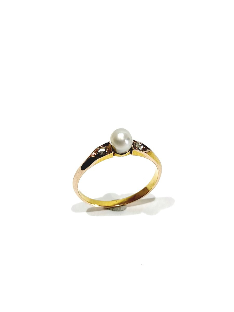 Rose Gold Pearl And Diamond Ring-photo-3
