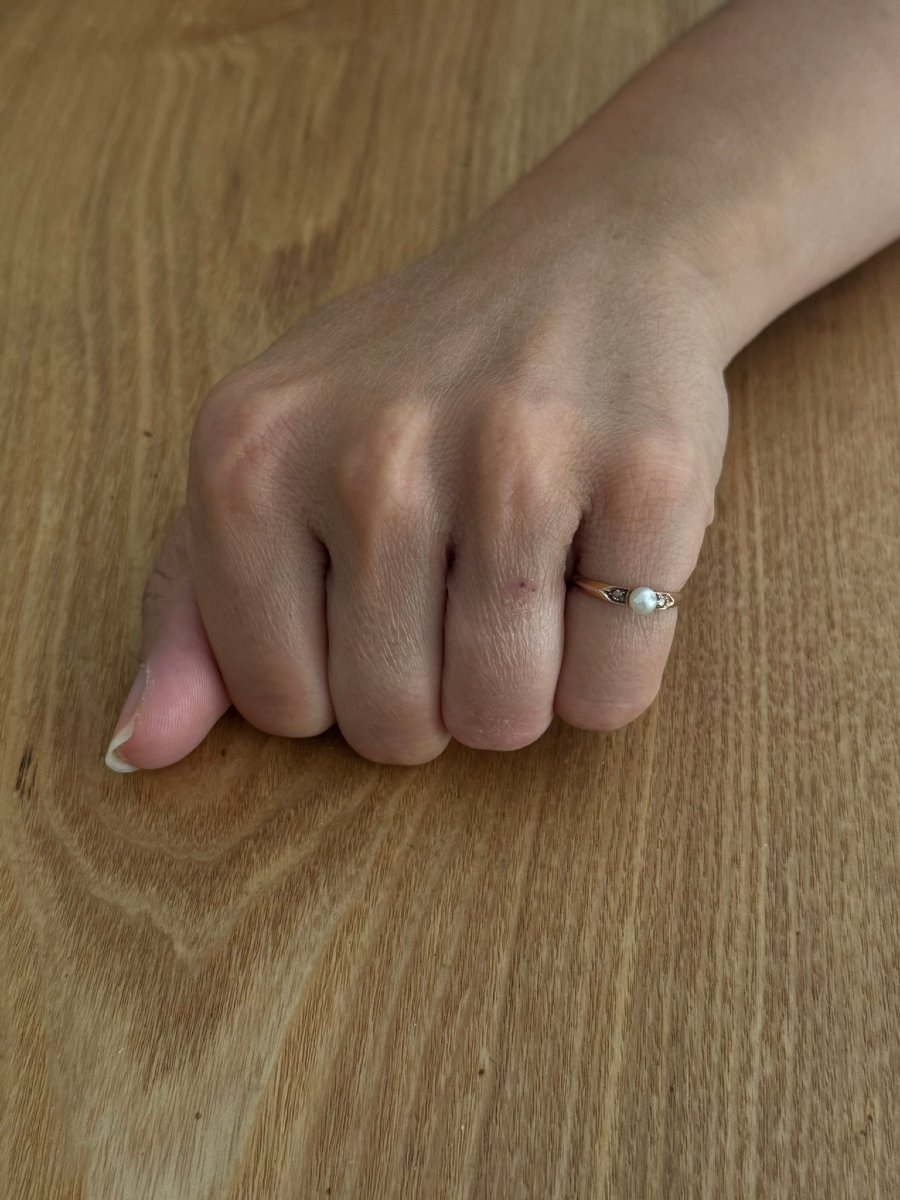 Rose Gold Pearl And Diamond Ring-photo-8