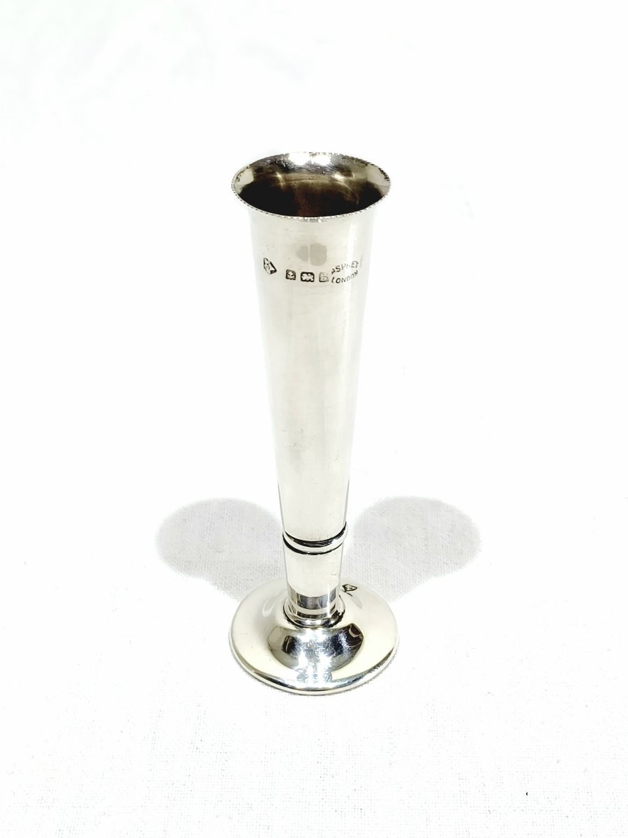 Asprey & Co - Petit vase cornet en argent-photo-2