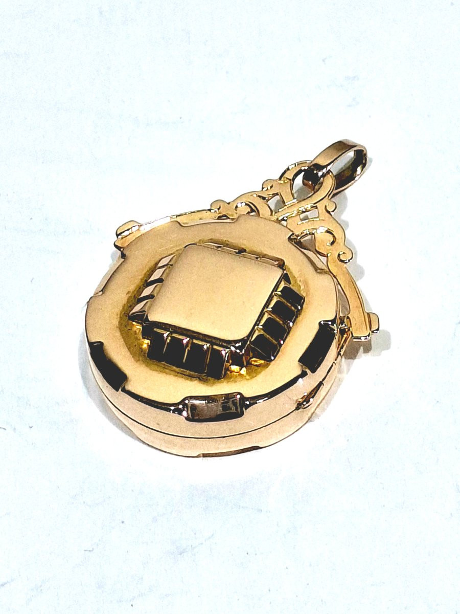 Art Deco Photo Medallion-photo-2