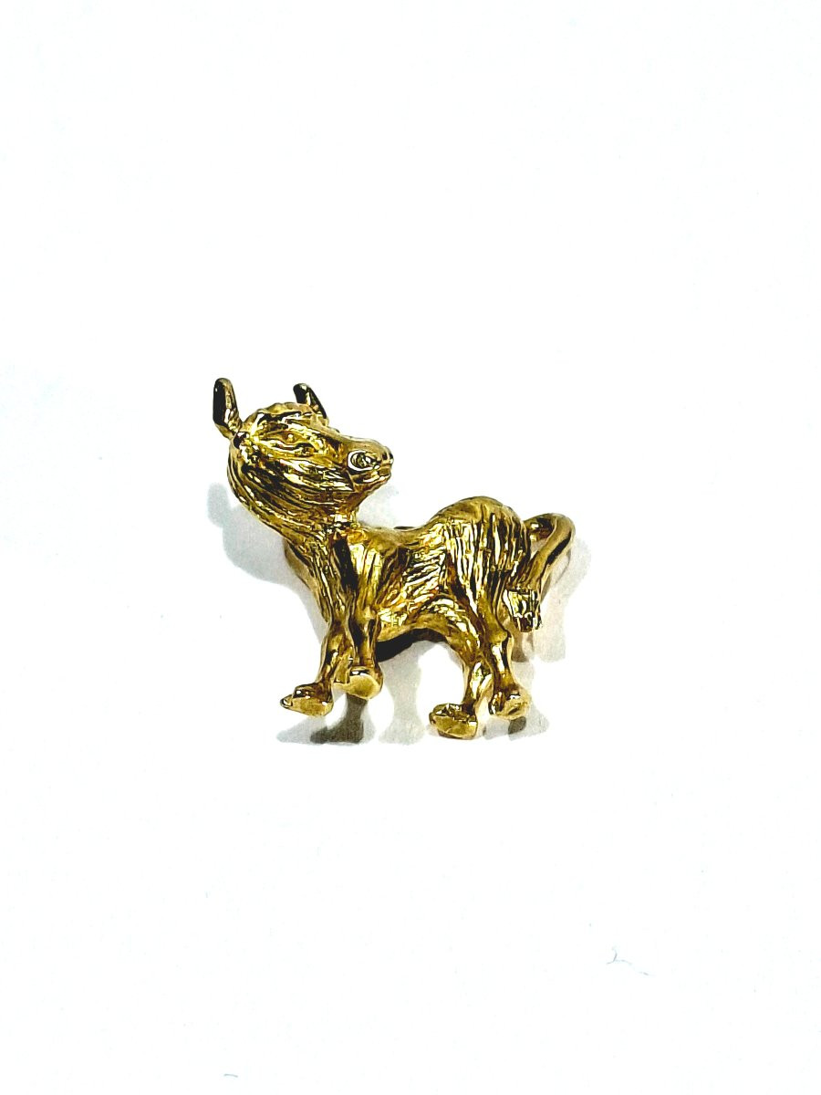 Gold Bull Pendant -photo-4