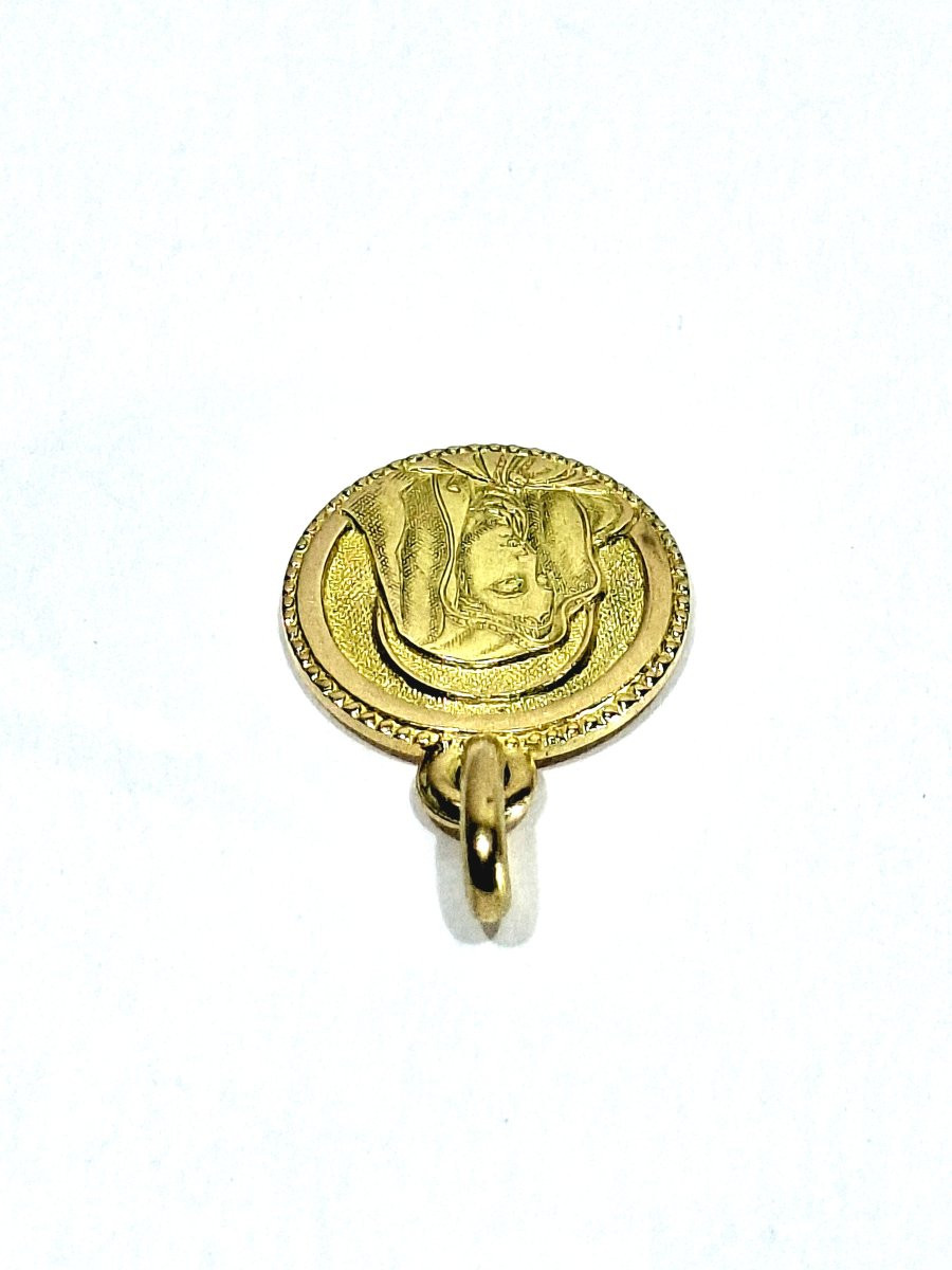 Gold Virgin Mary Medal -photo-4