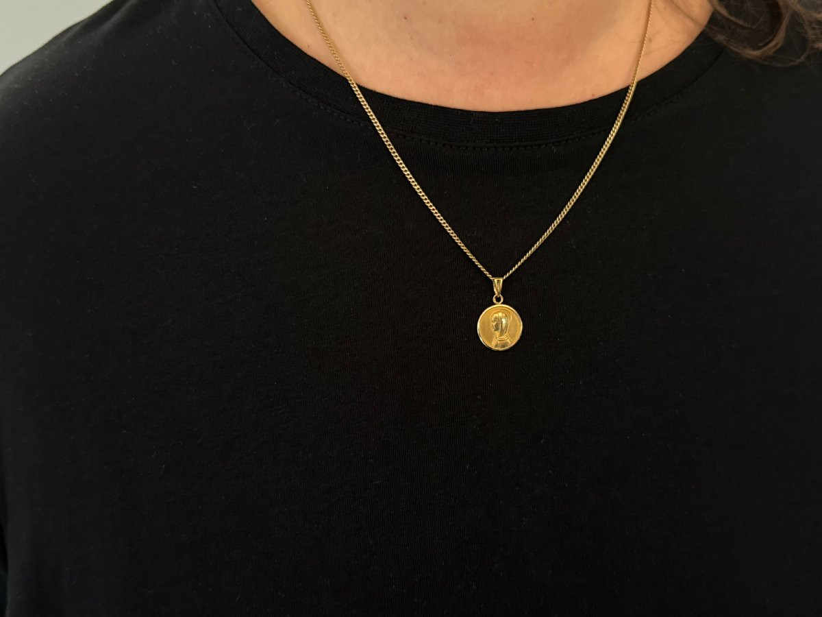MEDAILLE de la vierge en or jaune -photo-7