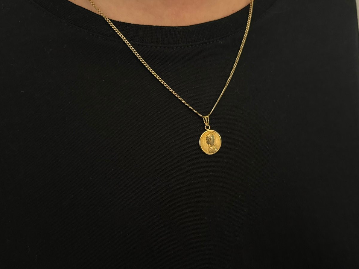 MEDAILLE de la vierge en or jaune -photo-8