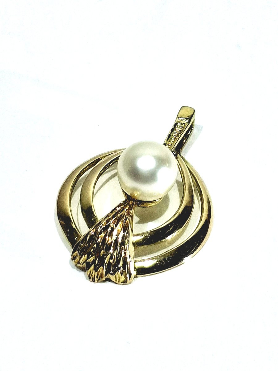 Gold And Pearl Pendant-photo-4