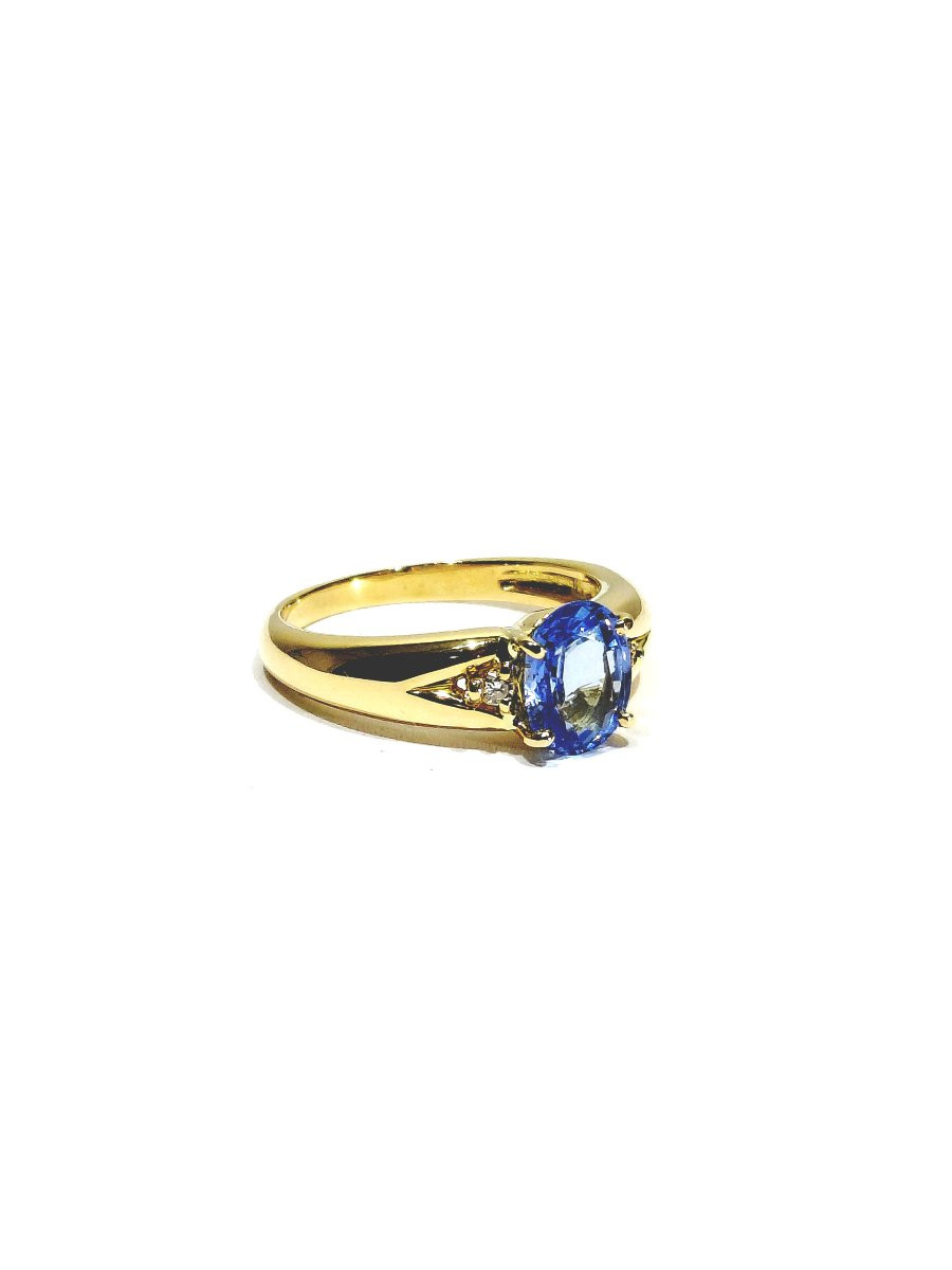 Yellow Gold Ring With Light Sapphire And Diamonds-photo-4