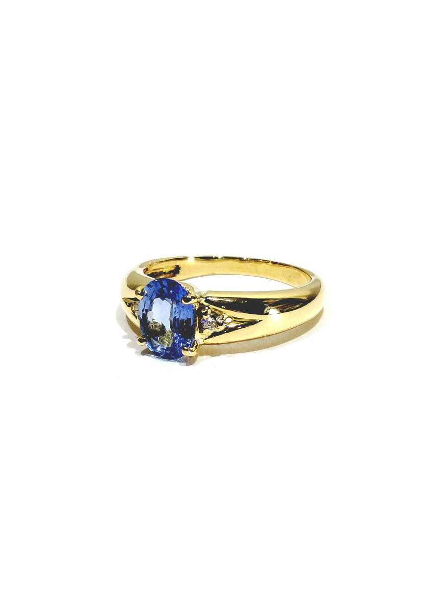 Yellow Gold Ring With Light Sapphire And Diamonds-photo-5