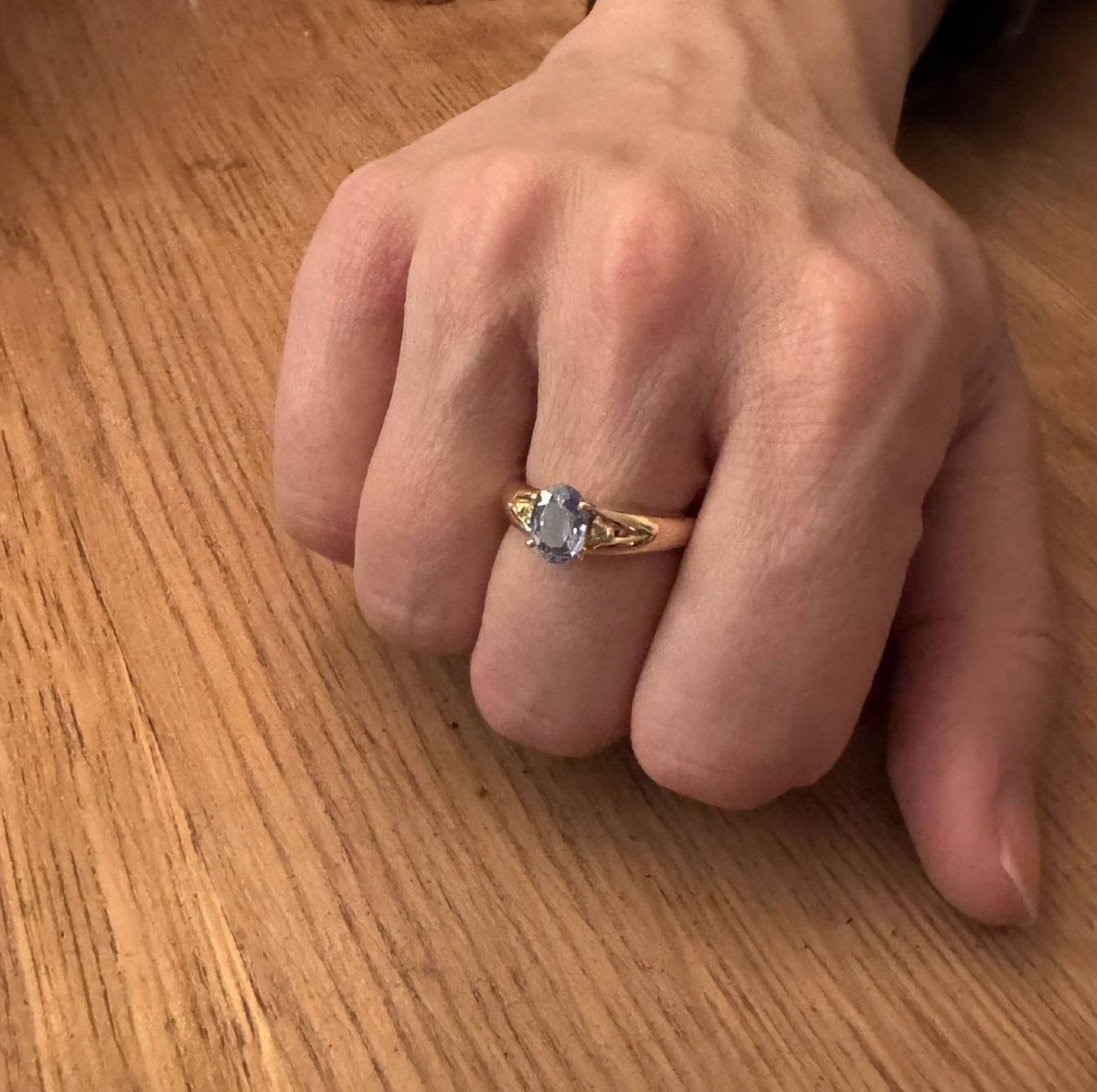 Yellow Gold Ring With Light Sapphire And Diamonds-photo-7