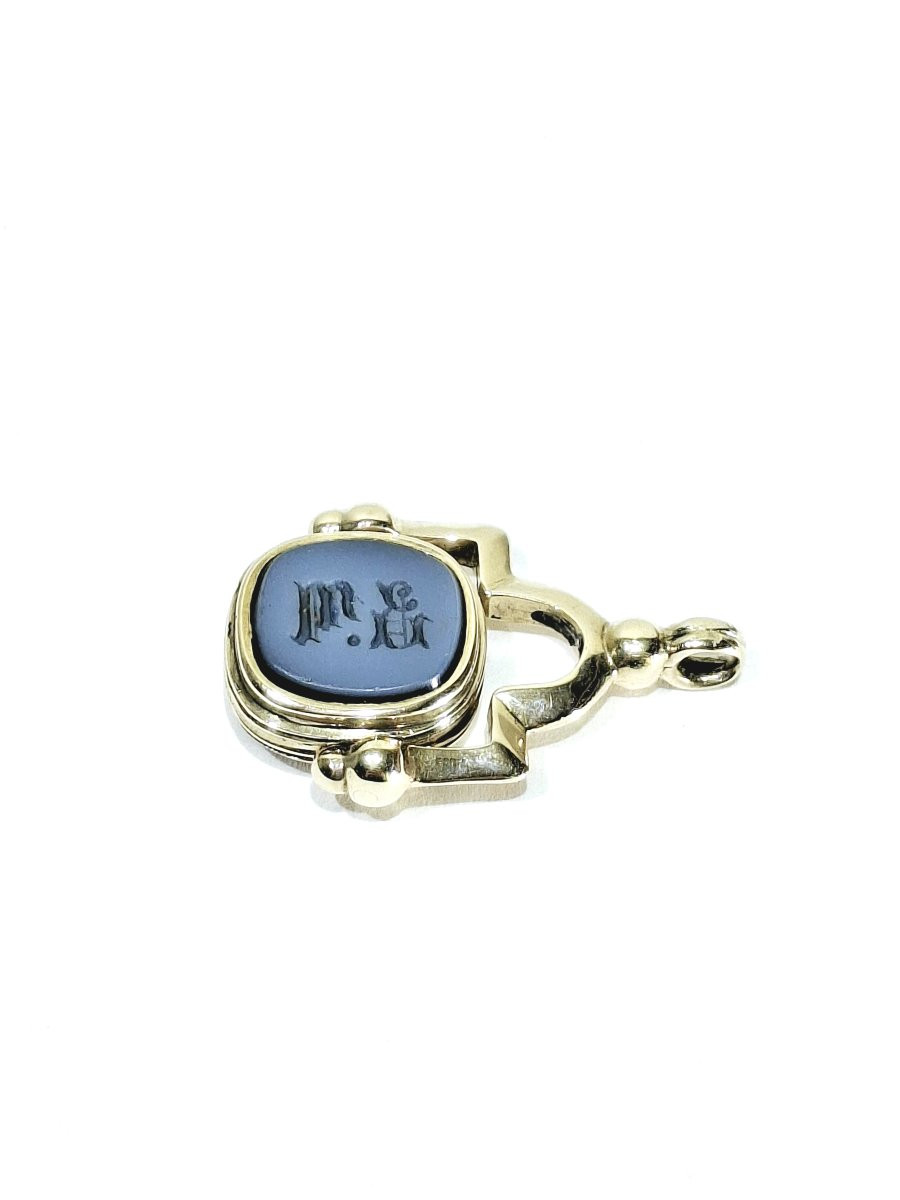 Cachet Gold And Agate Pendant-photo-2