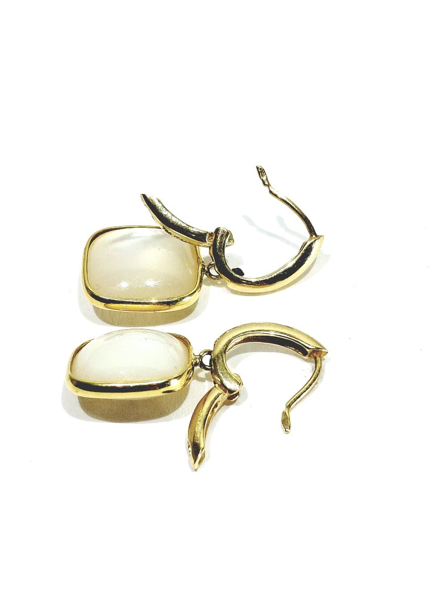Paire de boucle d’oreilles en or et nacre-photo-3