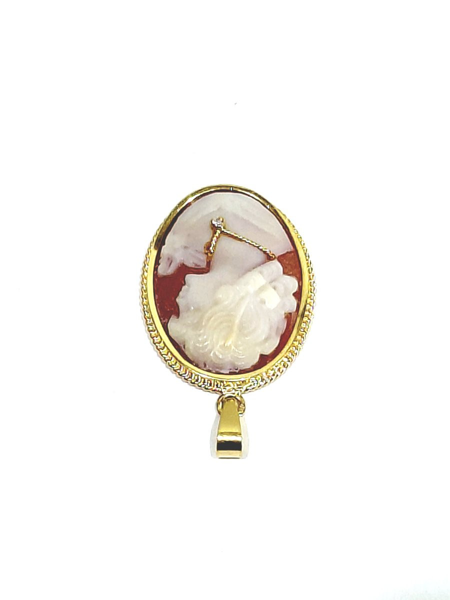 Gold Shell Cameo Pendant-photo-2