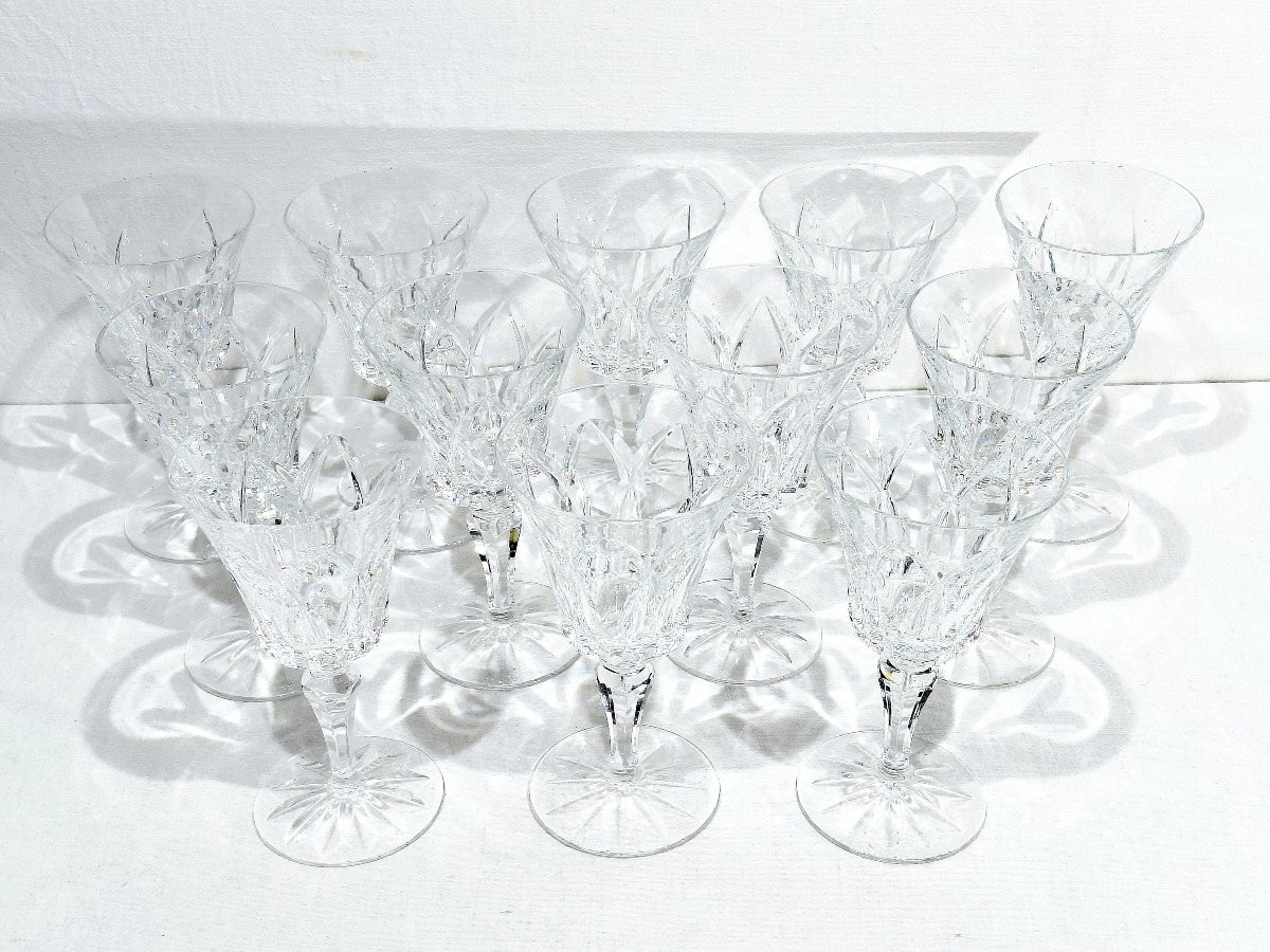 12 St Louis White Wine Glasses Camargue Model-photo-2