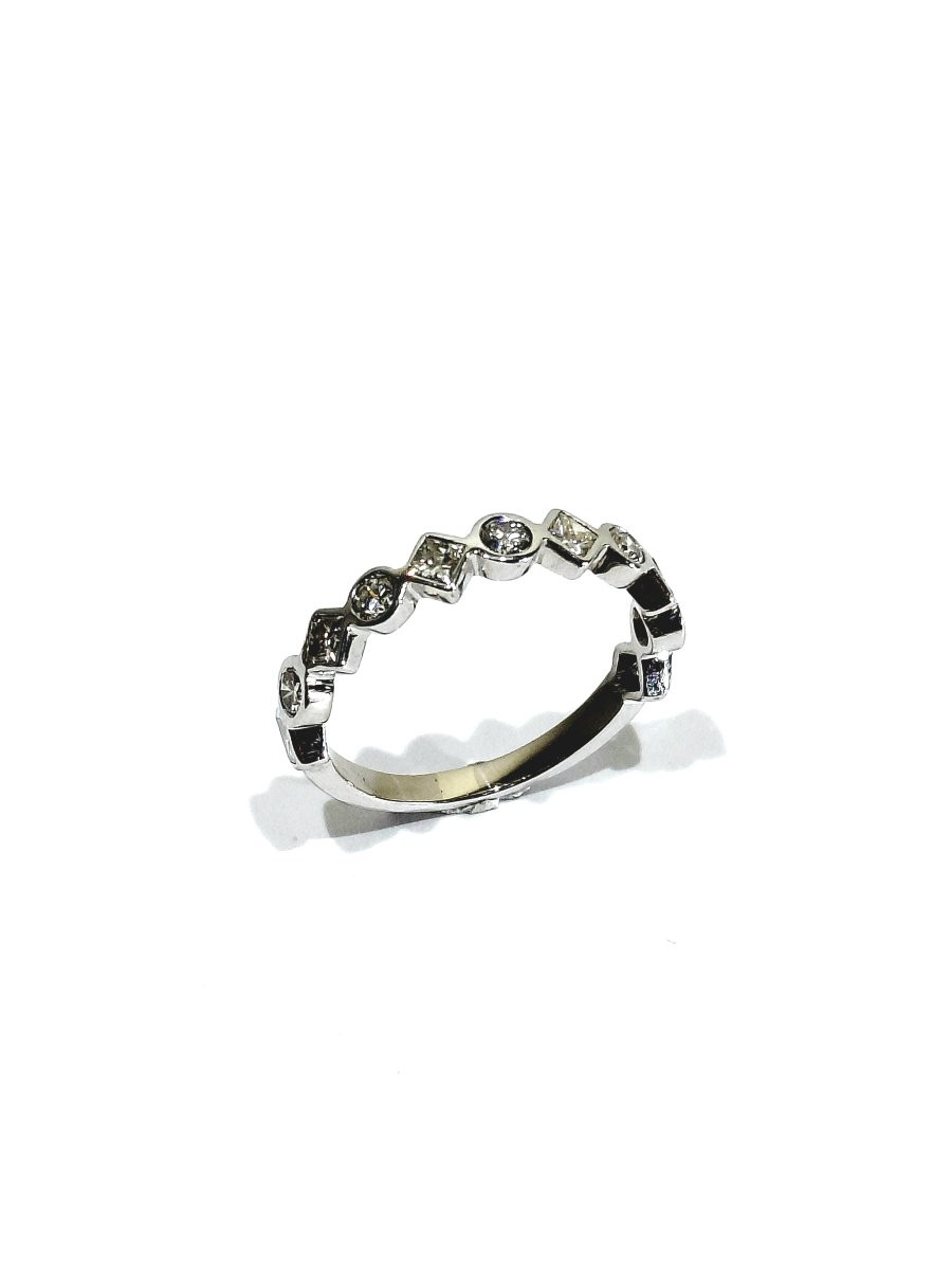 Half-round White Gold Diamond Wedding Ring-photo-2