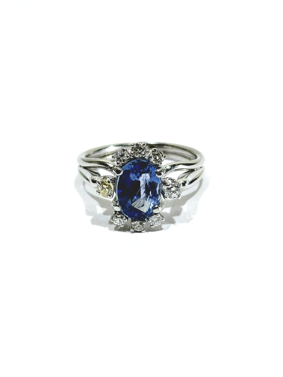 Ring In 18-carat White Gold, Sapphire And Diamonds-photo-3