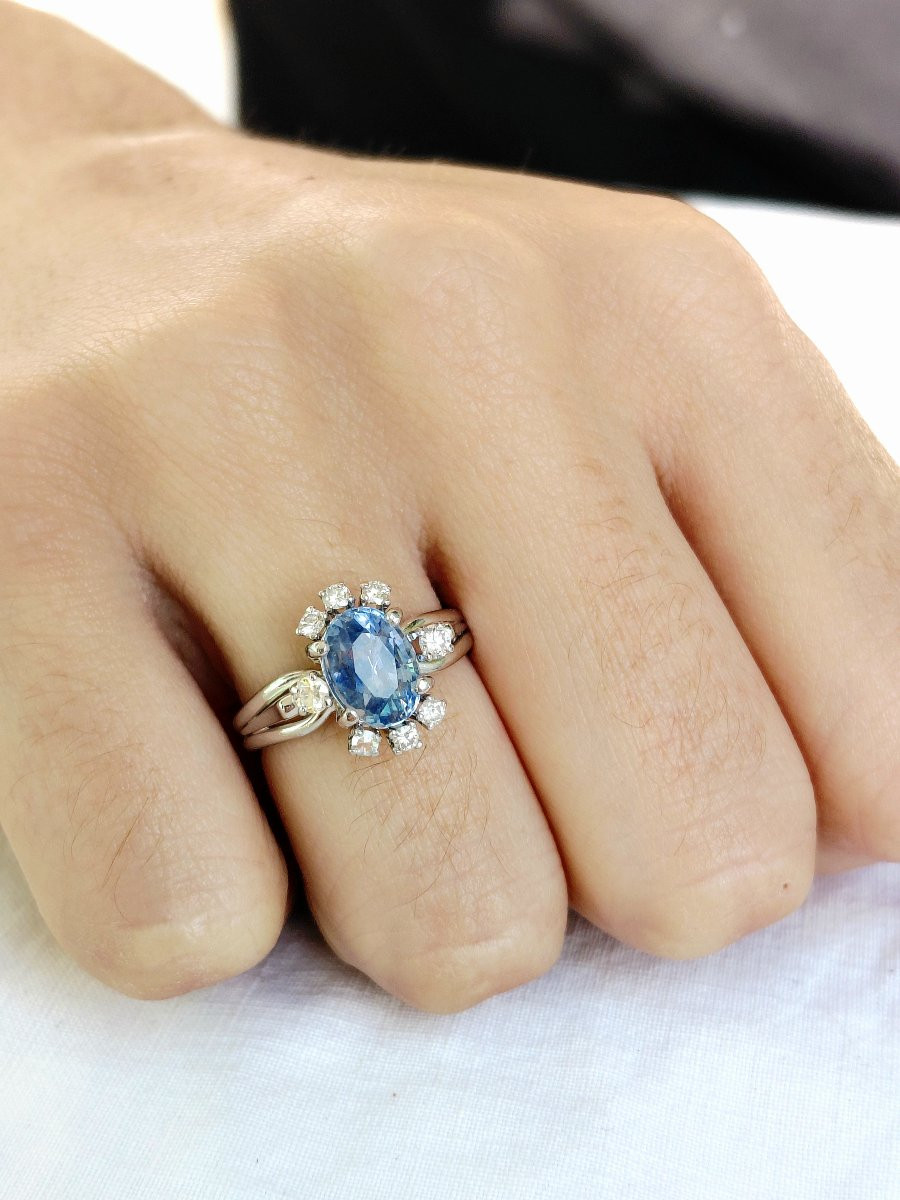 Ring In 18-carat White Gold, Sapphire And Diamonds-photo-8