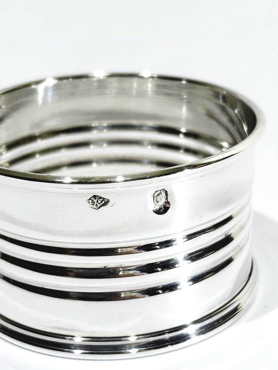 Massive Silver Napkin Ring With Streaks Design-photo-2