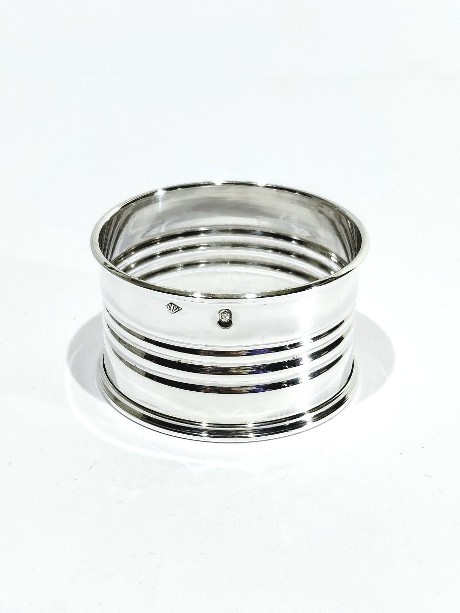 Massive Silver Napkin Ring With Streaks Design-photo-3