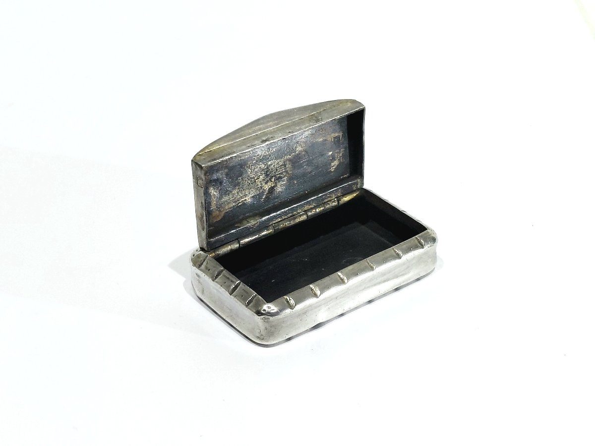 TABATIÈRE EN ARGENT GUILLOCHÉE -photo-4