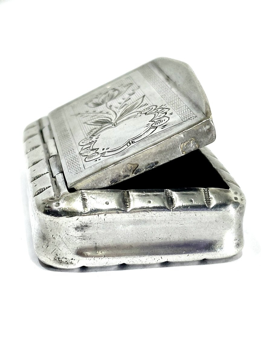 TABATIÈRE EN ARGENT GUILLOCHÉE -photo-6