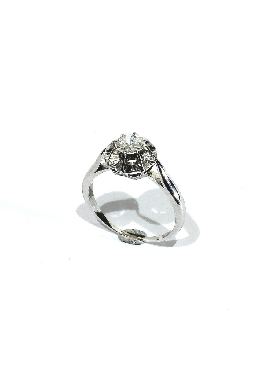 SOLITAIRE EN OR BLANC ET DIAMANT