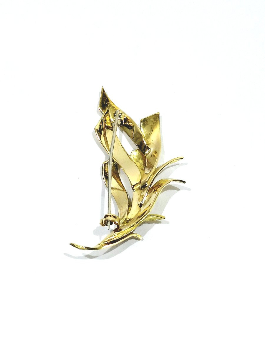 Golden Pin-photo-3