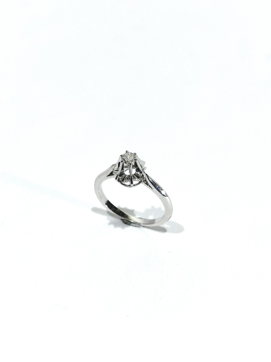 Solitaire Ring In White Gold And Diamond