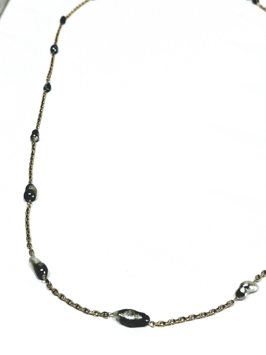 Sautoir en or et Perles de Tahiti.-photo-2