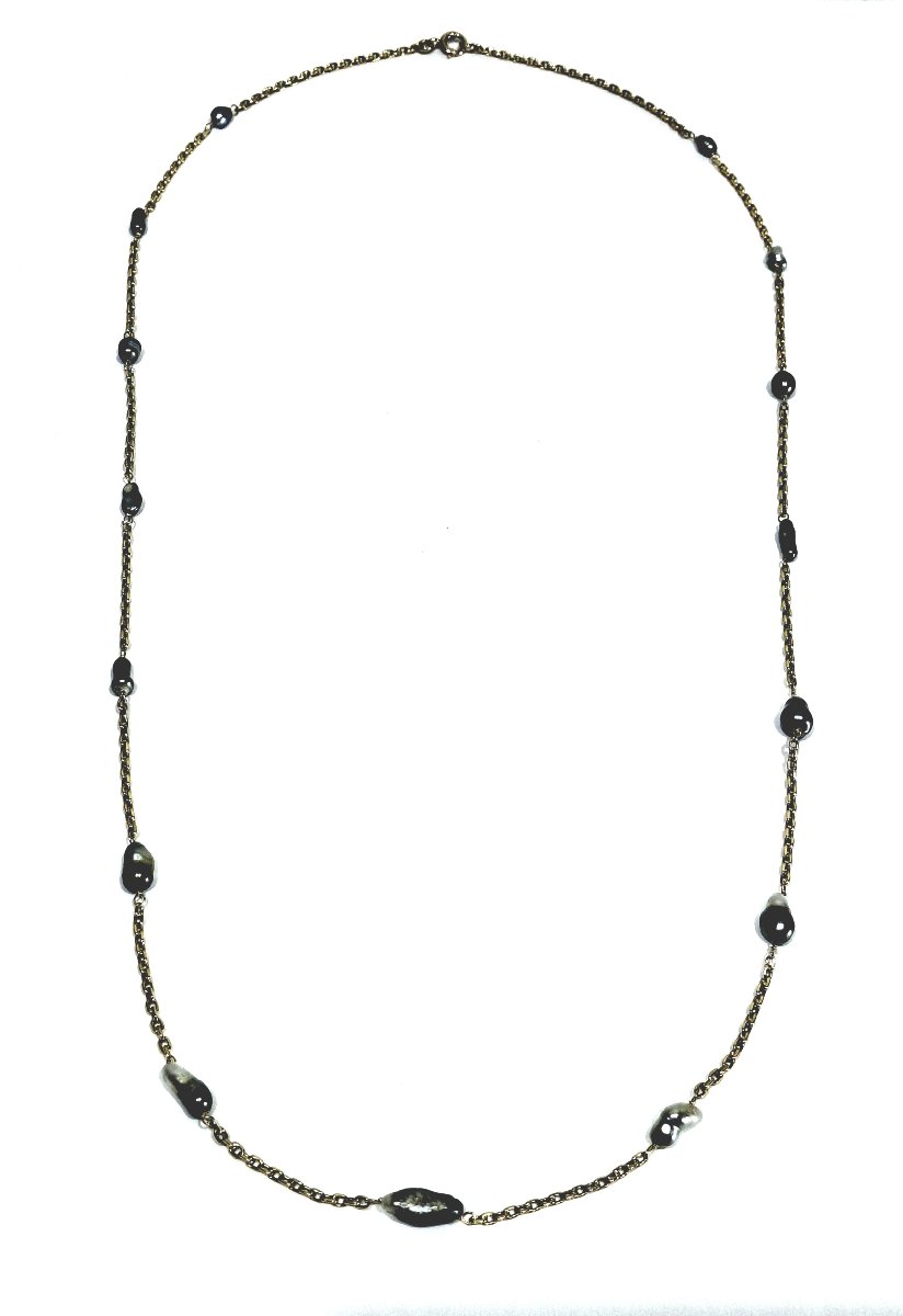 Sautoir en or et Perles de Tahiti.