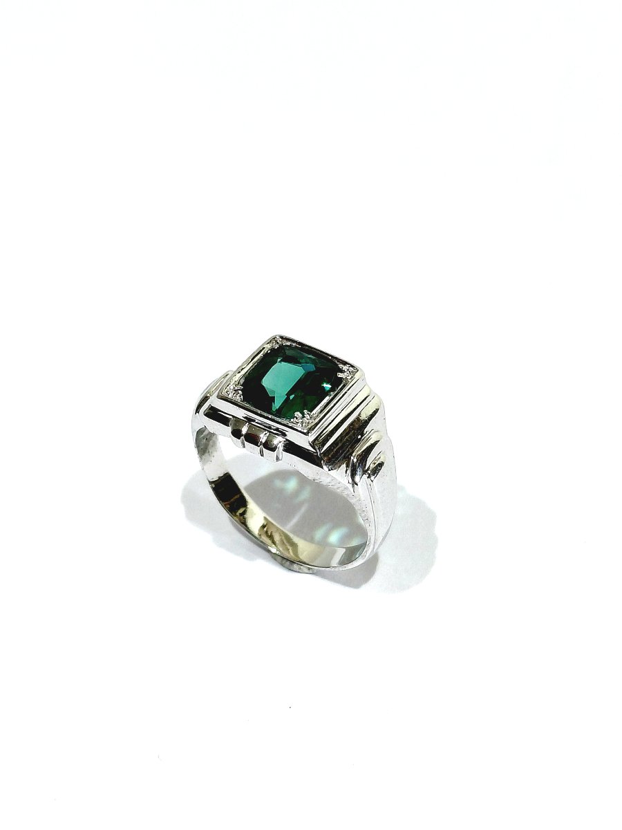 Bague Art Déco en Or Blanc Et Tourmaline Verte 