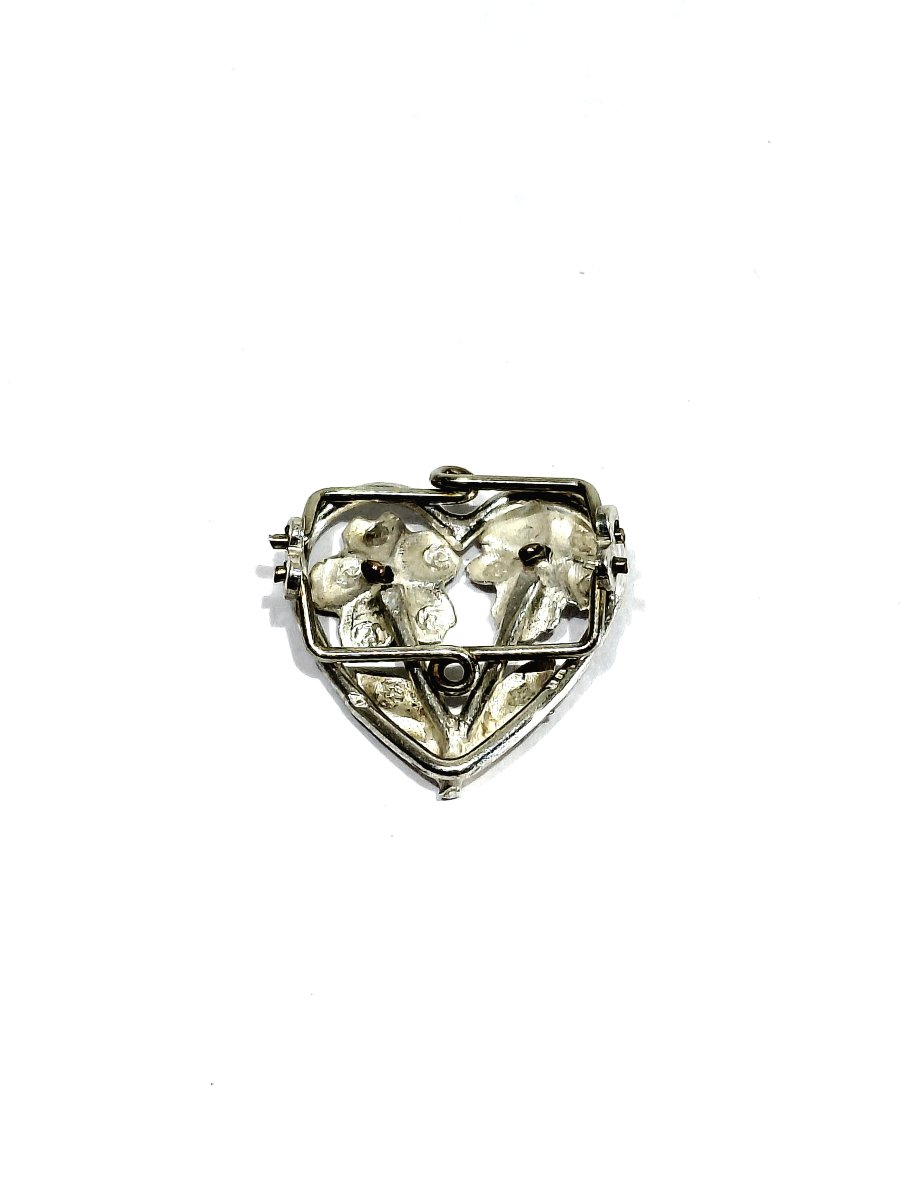 Bouton De Plastron En Argent en forme de coeur -photo-2