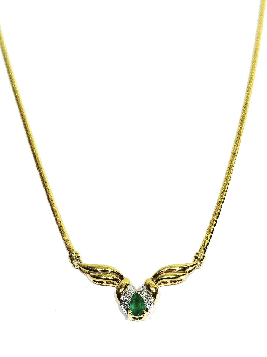 Collier En Or Jaune, Emeraude Et Diamants 