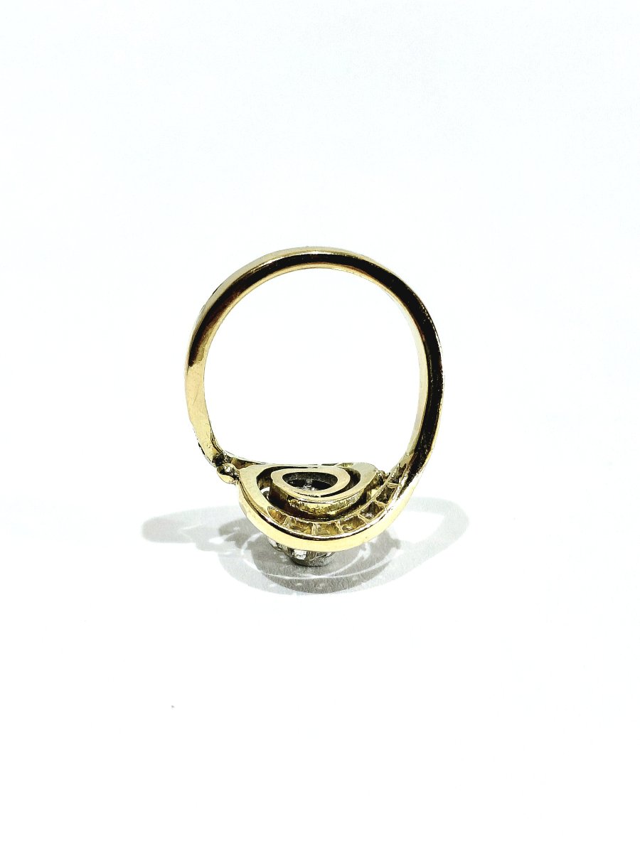 Bague tourbillon en or jaune, blanc et diamants -photo-3
