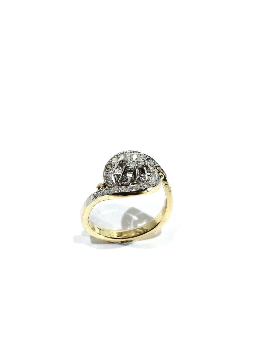 Bague tourbillon en or jaune, blanc et diamants -photo-4