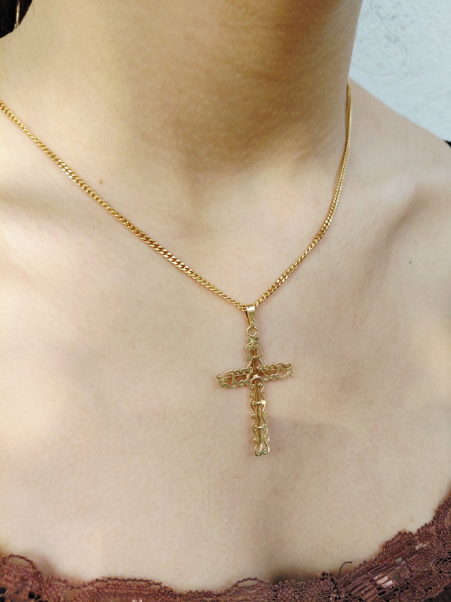 Pendentif croix en or jaune ajouré-photo-8