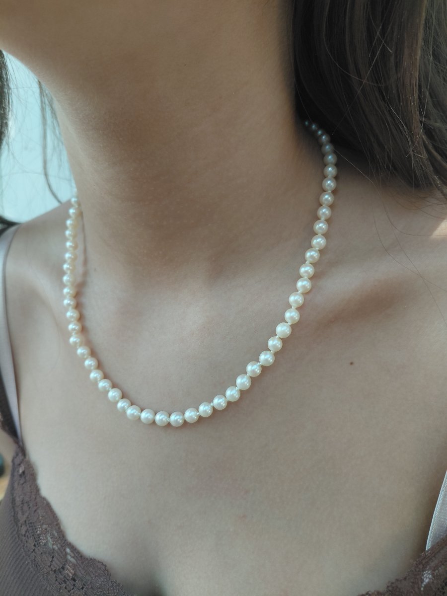 Pearl And Silver Necklace -photo-8