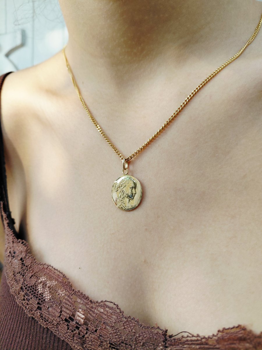 Gold "adorazione" Virgin Mary Medal -photo-7