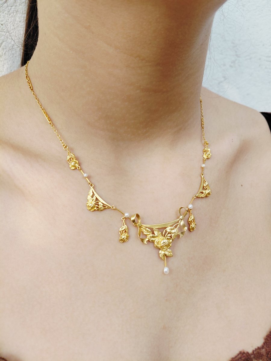 Draped Gold And Pearl Necklace-photo-8