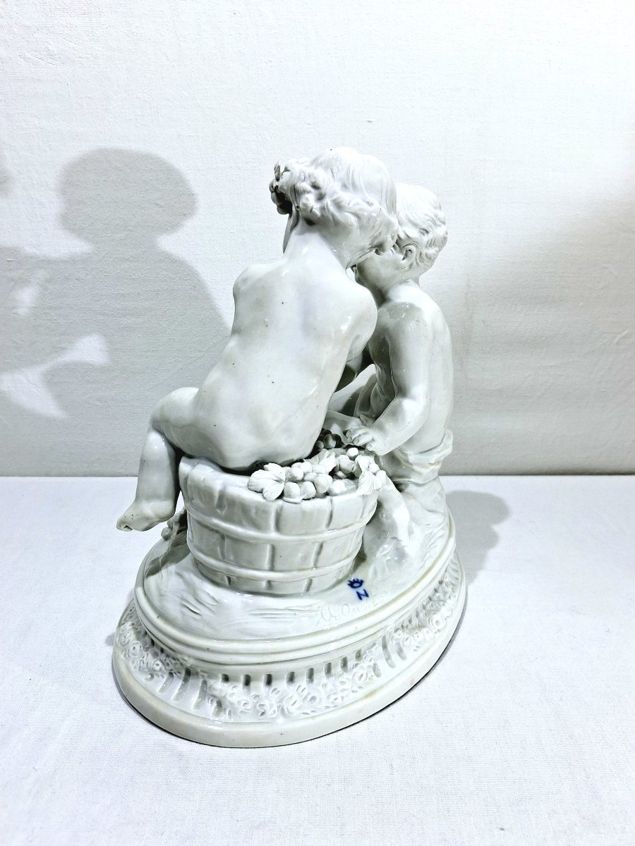 Umberto Onesto - Capodimonte Porcelain Sculpture -photo-3