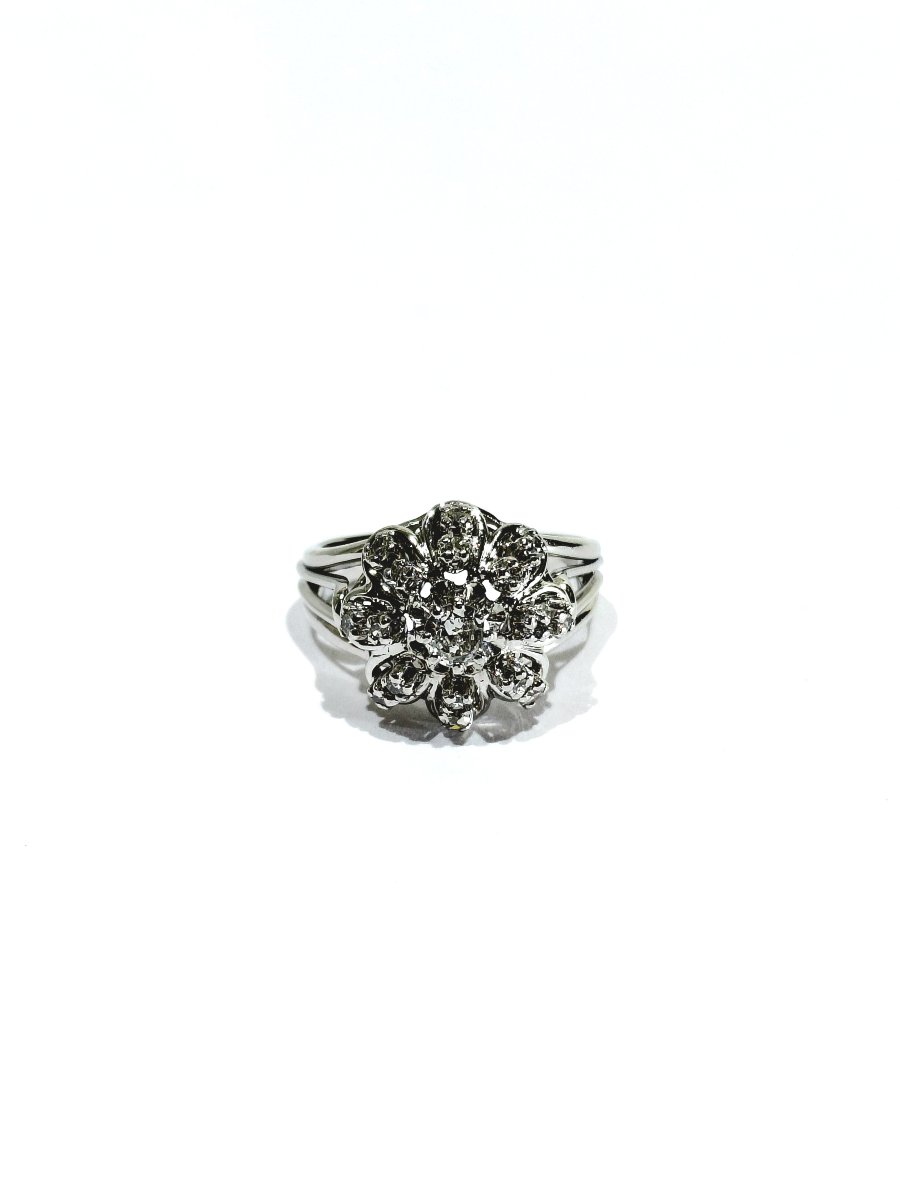 White Gold And Diamond Ring 