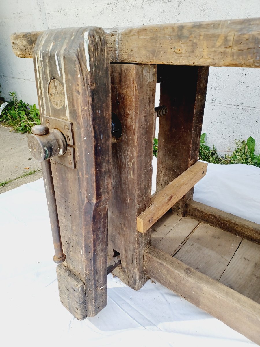Carpenter's Workbench-photo-3