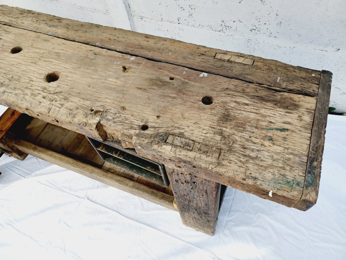 Carpenter's Workbench-photo-5