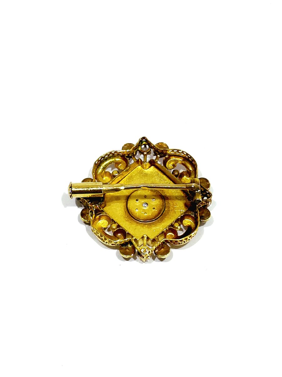 Rose Gold Brooch With Pearls And Diamonds -photo-3
