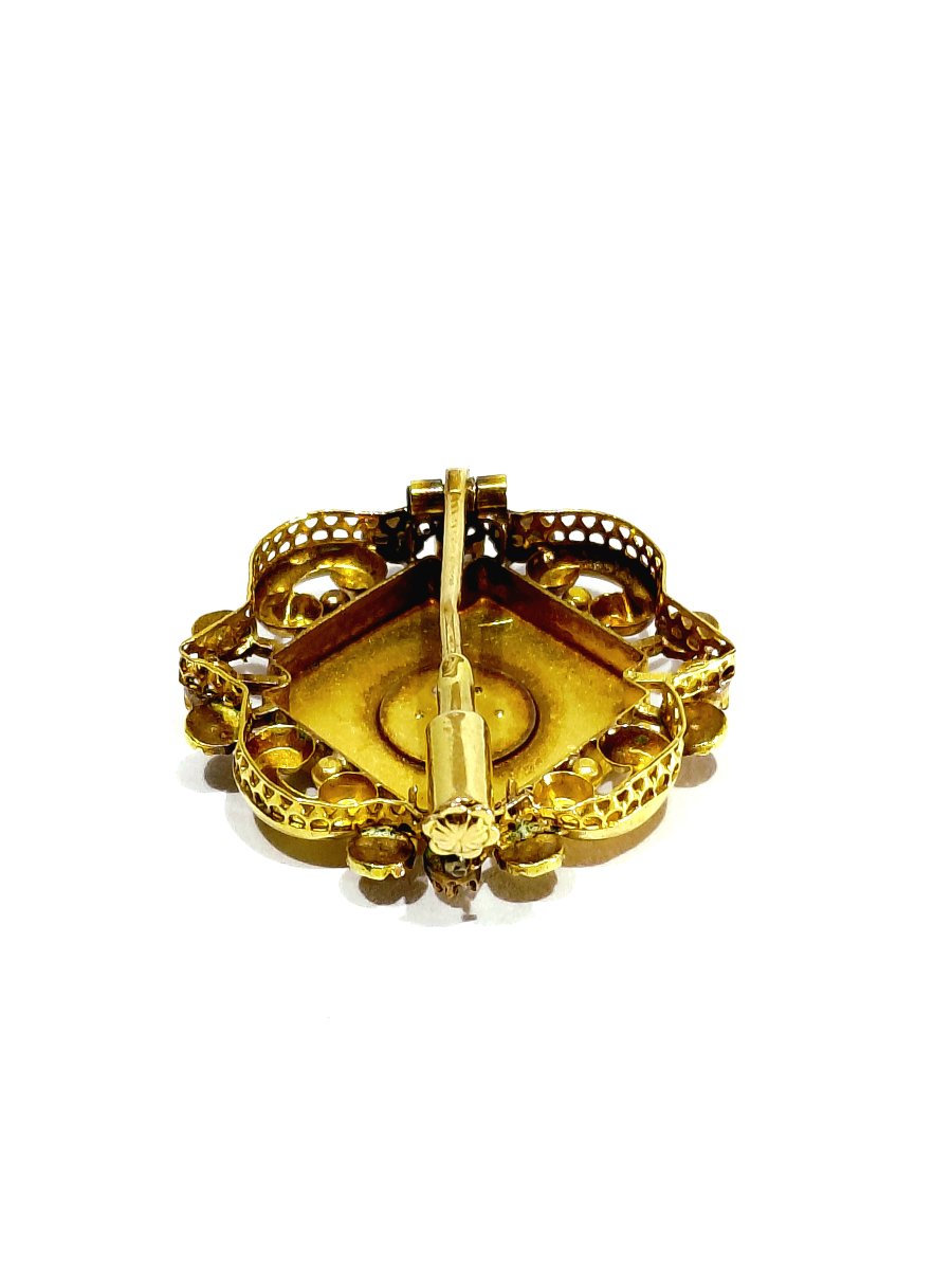 Rose Gold Brooch With Pearls And Diamonds -photo-4