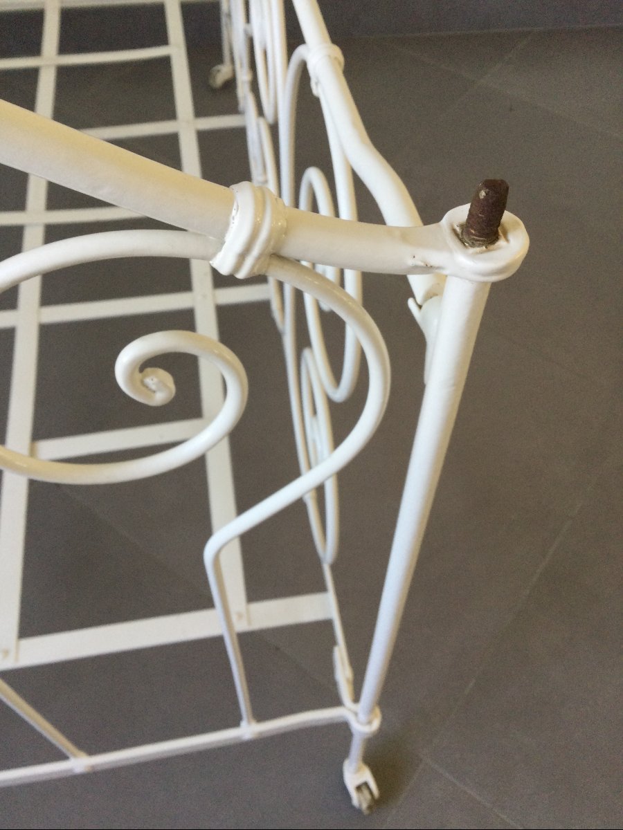 White Wrought-iron Folding Bed-photo-5