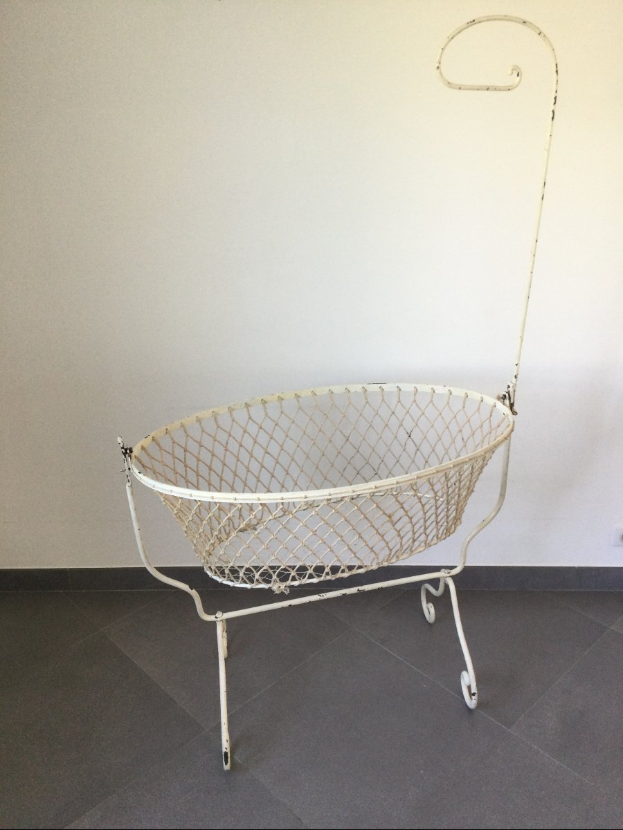 Wrought Iron Cradle
