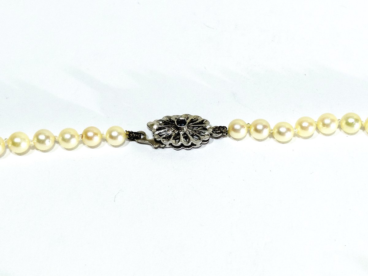 Collier de perles et fermoir en or blanc-photo-3