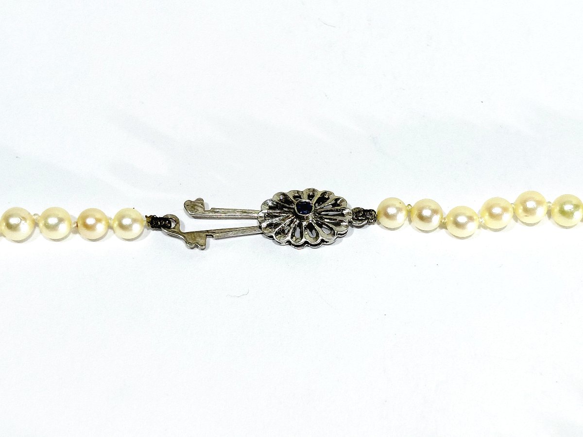 Collier de perles et fermoir en or blanc-photo-4