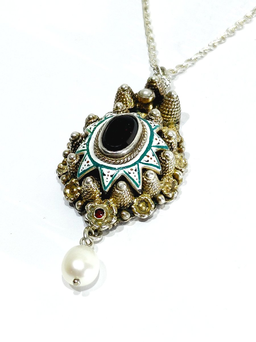 Necklace Made Of Silver, Vermeil, Enamel, Garnet, And Pearl-photo-1