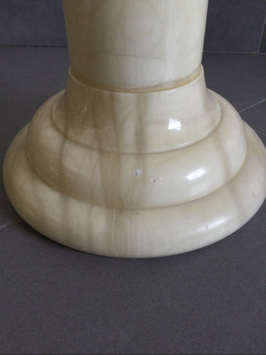 Alabaster Side Table-photo-4